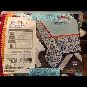 Tablecloth 60x 84 Better Homes and Gardens